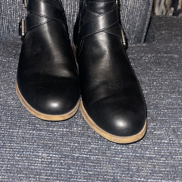 Life Stride Boots - Picture 6 of 7